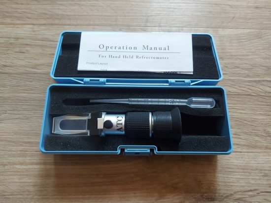 Refractometer